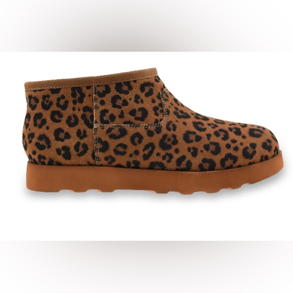 TIME and TRU Womens Leathers UpperSlip On Boot Size 6 Animal Print New - Picture 3 of 8